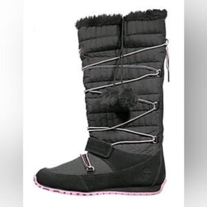 Timberland Winter Groove Snow Boots Faux Fur Suede Women 6.5 Pom Pom Trendy